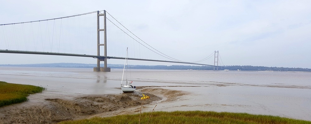 Yacht Aground, Humber Bridge, UK